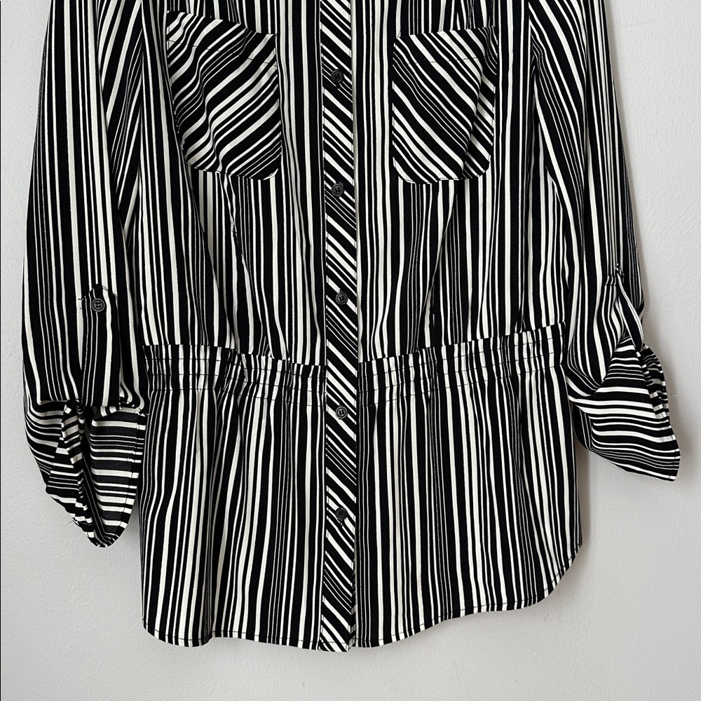 Notations Black and White Striped Women's Top size M - Picture 3 of 7